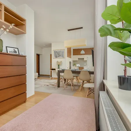 Spacious In The Heart Of By Renters Lejlighed Sopot